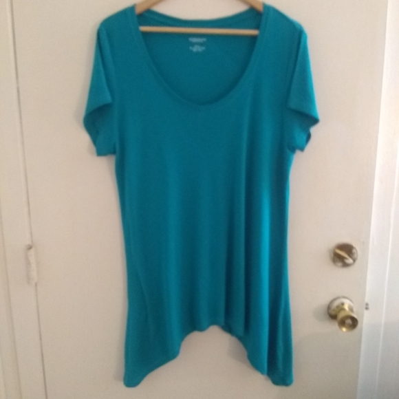Workshop Republic Clothing Tops - Workshop Sharkbite Top